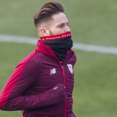 La situación Athletic - Remiro sigue varada