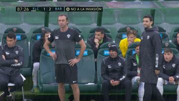 La expulsi¨®n a Pastore fuera del campo que le dej¨® con la cara as¨ª