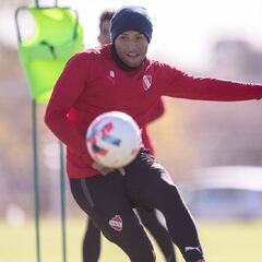 Los detalles de la propuesta final de Colo Colo a Leandro Benegas