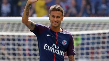 Locura en Guingamp por el debut de Neymar con el PSG