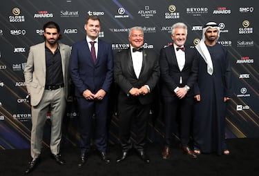 La expedición del Barcelona con Joan Laporta a la cabeza.