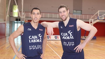Nocioni y Prigioni en el Equipo de la Década del Baskonia