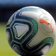 El presidente de los médicos de los equipos no ve como "un peligro" la vuelta del fútbol