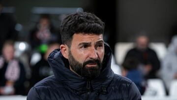 GUILLERMO FERNANDEZ ROMO, SPANISH COACH OF FC CARTAGENA DURING THE MATCH,, FC Cartagena vs SD Eibar, regular Hypermotion league match Cartagonova stadium, Cartagena, Region of Murcia Spain, February 28, 2025