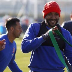 Frank Kudelka recupera a Beausejour para el Superclásico