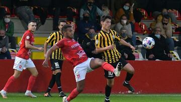 El Barakaldo ante el Laredo de este curso.