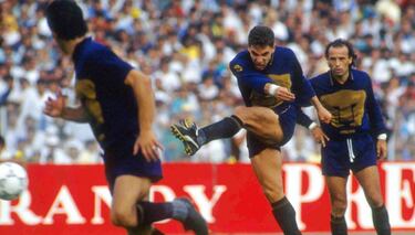 En total 32 futbolistas han vestido la camiseta de América y Pumas.