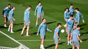 Los jugadores del Atlético, en la sesión de entrenamiento.