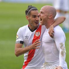 Isi derribó el muro del líder