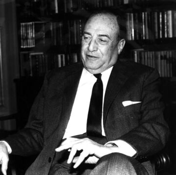 Narc¨ªs de Carreras se hizo cargo de la direcci¨®n del FC Barcelona el 17 de enero de 1968 encabezando una candidatura de unidad. Ese d¨ªa pronunci¨® la frase "el Bar?a es m¨¢s que un club" durante el discurso de toma de posesi¨®n.