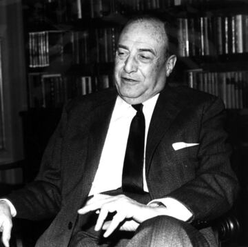 Narcís de Carreras se hizo cargo de la dirección del FC Barcelona el 17 de enero de 1968 encabezando una candidatura de unidad. Ese día pronunció la frase "el Barça es más que un club" durante el discurso de toma de posesión.