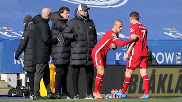 Thiago sustituye a James Milner.