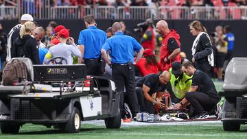 El safety de Detroit fue sacado del campo en ambulancia cuando quedaban 14:50 por jugar en el último cuarto.