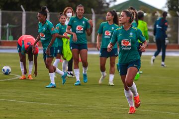 La Selección Femenina de Brasil sigue trabajando con miras a la final de la Copa América ante Colombia. El partido será este sábado en el Alfonso López.