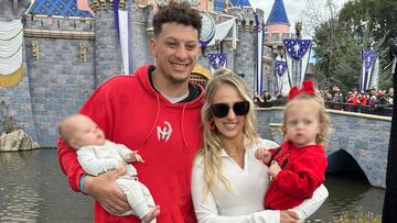 Patrick Mahomes desfila en Disney tras ser nombrado MVP del Super Bowl LVII