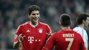 Mario Gómez el 13 de marzo de 2012 cuando le marcó cuatro goles en poco más de veinte minutos con el Bayern al Basilea.