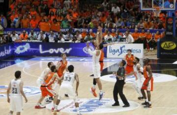 Valencia Basket-Real Madrid: cuarto partido en imágenes