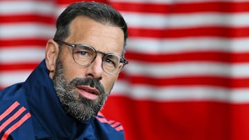 Manchester United's assistant coach Ruud van Nistelrooy reacts during the English Premier League football match between Southampton and Manchester United at St Mary's Stadium in Southampton, southern England on September 14, 2024. Manchester United have sacked manager Erik ten Hag following the club's lacklustre start to the season, with a club statement saying: "Erik ten Hag has left his role as Manchester United men's first-team manager. Ruud van Nistelrooy will take charge of the team as interim head coach, supported by the current coaching team, whilst a permanent head coach is recruited." on October 28, 2024. United dropped to 14th in the table after suffering their fourth defeat in nine league games the previous day. (Photo by Glyn KIRK / AFP) / RESTRICTED TO EDITORIAL USE. No use with unauthorized audio, video, data, fixture lists, club/league logos or 'live' services. Online in-match use limited to 120 images. An additional 40 images may be used in extra time. No video emulation. Social media in-match use limited to 120 images. An additional 40 images may be used in extra time. No use in betting publications, games or single club/league/player publications. /