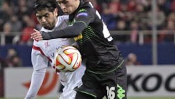 Thorgan Hazard, ante el Sevilla.