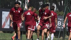 River entrenó en Ezeiza con la visita de D'alessandro