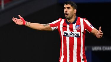 Luis Suárez gestures during the UEFA Champions League group A football match between Atletico Madrid and Salzburg, at the Wanda Metropolitano stadium in Madrid.