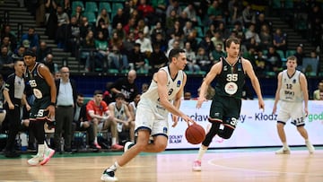 El Manresa remonta en Polonia