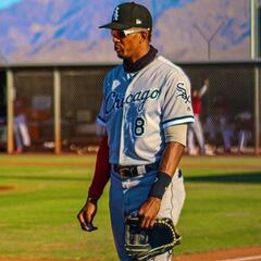 Chicago White Sox player Anderson Comas comes out as gay