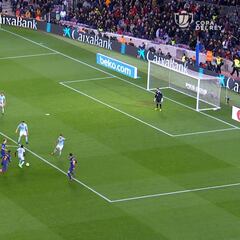 El despropósito del Celta en el 4º gol: nadie sabe qué hizo Sisto