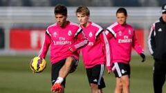 El club firma cinco fichajes en menos de cuatro meses