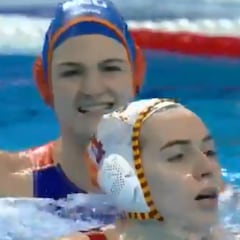 Países Bajos derrota a una España que pasa segunda