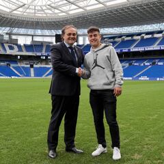 "Me pone más nervioso jugar en Primera que los exámenes"