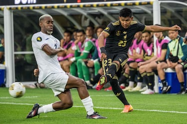 Alineación posible de México ante Surinam en la Copa Oro