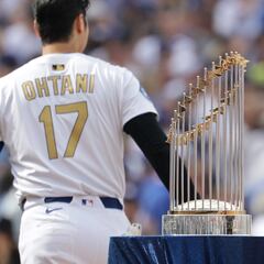 Teoscar Hernández y Shohei Ohtani lideran la primera victoria de los Dodgers en casa