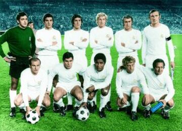 Formación del equipo que  jugó el 14 de diciembre de 1972 que jugó el partido homenaje a Gento contra Os Belenenses, coincidiendo con el 25 aniversario del Santiago Bernabéu.