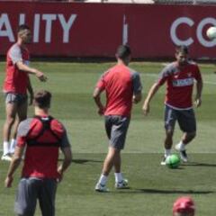 Sevilla y Barcelona se preparan para la gran final de la Copa