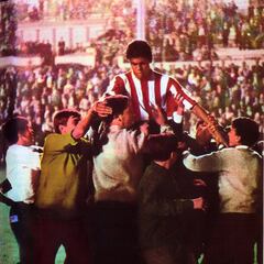 Descubre los 16 jugadores portugueses que han defendido la camiseta del club rojiblanco