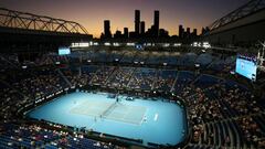 Tennis - Australian Open - Melbourne Park, Melbourne, Australia, February 18, 2021 Fans in the stands during the semi final between Serbia&#039;s Novak Djokovic and Russia&#039;s Aslan Karatsev. Crowds return to the Australian Open today after a five-day snap lockdown was lifted following a fresh outbreak of the coronavirus disease (COVID-19) REUTERS/Kelly Defina     TPX IMAGES OF THE DAY