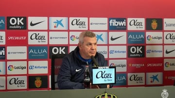 Javier Aguirre en rueda de prensa