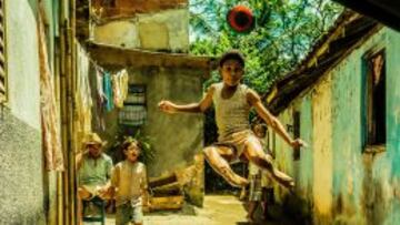 El actor Leonardo Carvalho Lima, como Pel&eacute; en el primer fotograma que se hace p&uacute;blico sobre la pel&iacute;cula de la vida del exfutbolista.