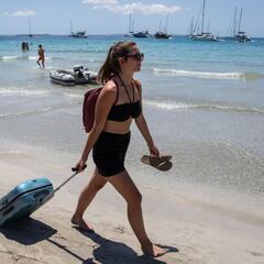 Desembarco de británicos: las reservas se disparan el 400%