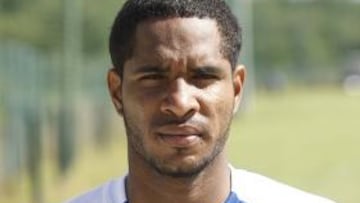 <b>Confiado</b>. El jugador colombiano del Deportivo, Brayan Angulo, ha declarado que se siente muy contento en La Coruña, donde ha conseguido demostrar su calidad para quedarse