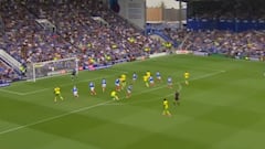 Marcelino Núñez demostró su calidad en Inglaterra: ¡tremenda jugada!