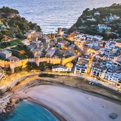 Francia pide a sus ciudadanos que hagan las maletas y se vayan al “Paraíso Azul” de España