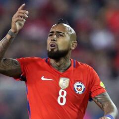 Arturo Vidal queda suspendido para el partido ante Brasil