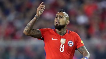 Arturo Vidal queda suspendido para el partido ante Brasil