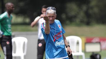 Orlando Restrepo es el DT de la Selecci&oacute;n Colombia Sub-17.