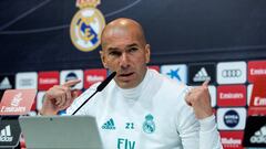 GRAF7974. MADRID, 23/02/2018.- El entrenador franc&eacute;s del Real Madrid, Zinedine Zidane, durante la rueda de prensa posterior al entrenamiento realizado hoy en la Ciudad Deportiva de Valdebebas en la v&iacute;spera del partido de la vig&eacute;simo q