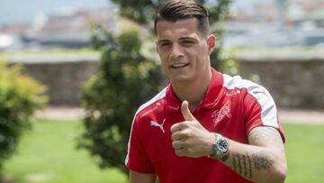 Xhaka, en la concentraci&oacute;n de Suiza.