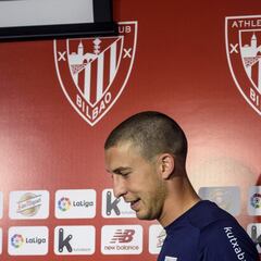 La plantilla del Athletic se rapa el pelo en apoyo a Yeray