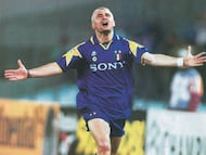 CINCUENTA AÑOS DE LA COPA DE EUROPA
TOMO 6 TOMO6
CHAMPIONS LEAGUE 1996 FINAL
AJAX JUVENTUS
0-1 GOL DE RAVANELLI